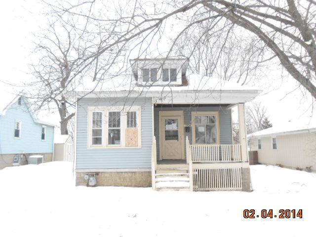 1304 N Dearborn St., Joliet, IL 60435