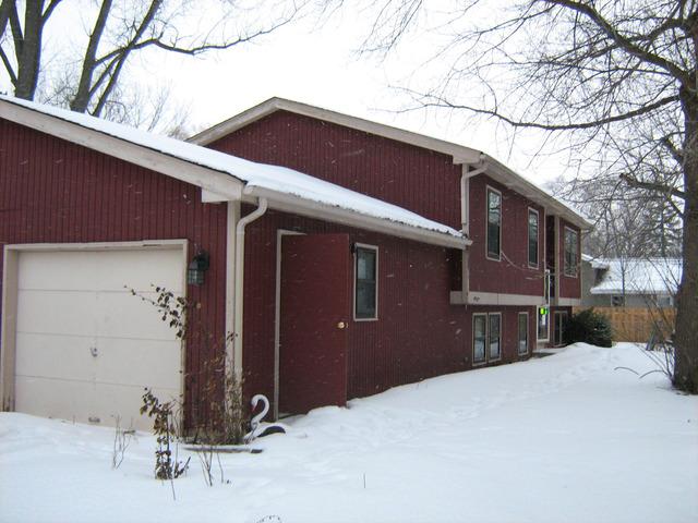 354 Elmwood Ave., Crystal Lake, IL 60014