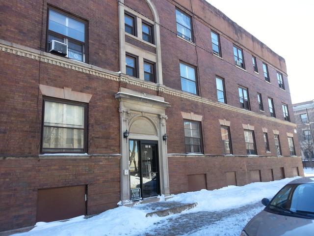 953 E 61st St. #3, Chicago, IL 60637