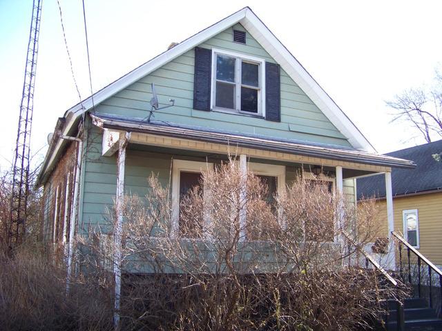 115 N Highland Ave., Aurora, IL 60506