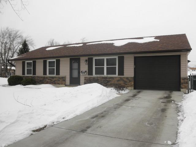408 Beebe Ct., Streamwood, IL 60107