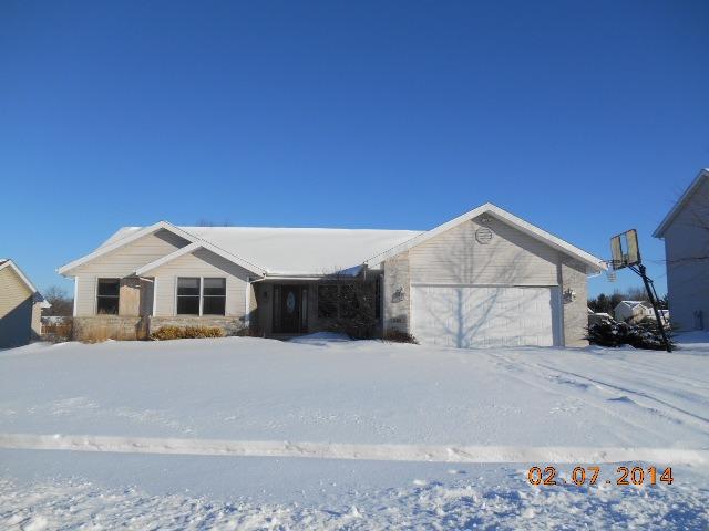 268 Teakwood Rd., Machesney Park, IL 61115