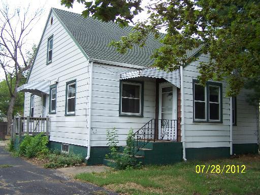 3219 8th St., Rockford, IL 61109