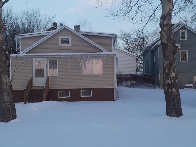 629 Aurora Ave., Aurora, IL 60505