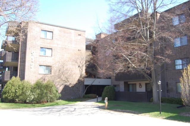 917 Vose Dr. #406, Gurnee, IL 60031
