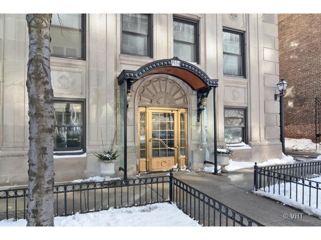 3534 N Lake Shore Dr. #2D, Chicago, IL 60657