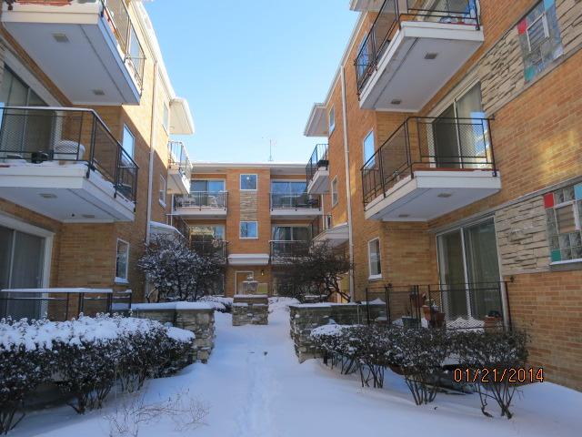 4337 N Kedvale Ave. #2E, Chicago, IL 60641