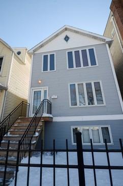 1637 W Wolfram St. #2, Chicago, IL 60657