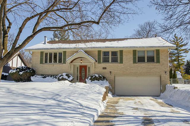 1S755 Taylor Rd., Glen Ellyn, IL 60137