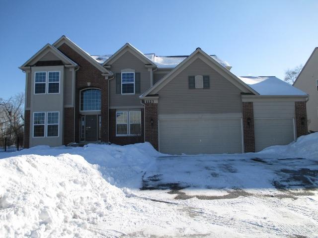 1123 Magnolia Rd., Mundelein, IL 60060