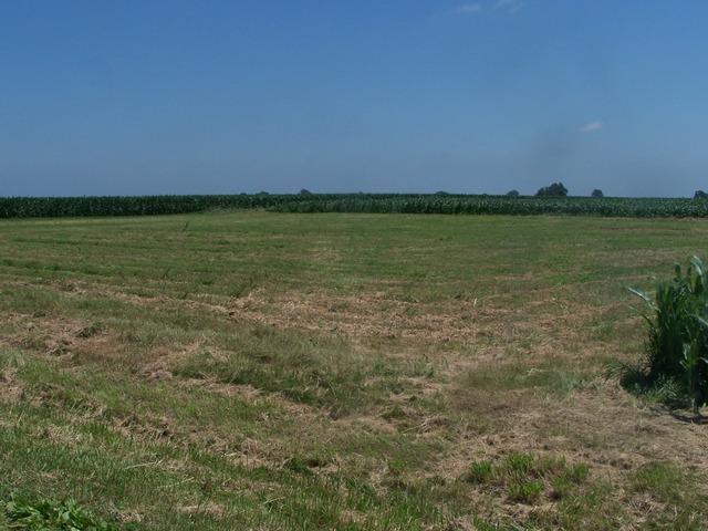 3346 Meridian Rd., Peru, IL 61354