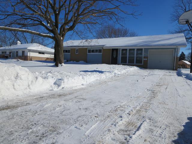 195 Des Plaines Ln., Hoffman Estates, IL 60169
