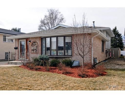 10404 S Lamon Ave., Oak Lawn, IL 60453