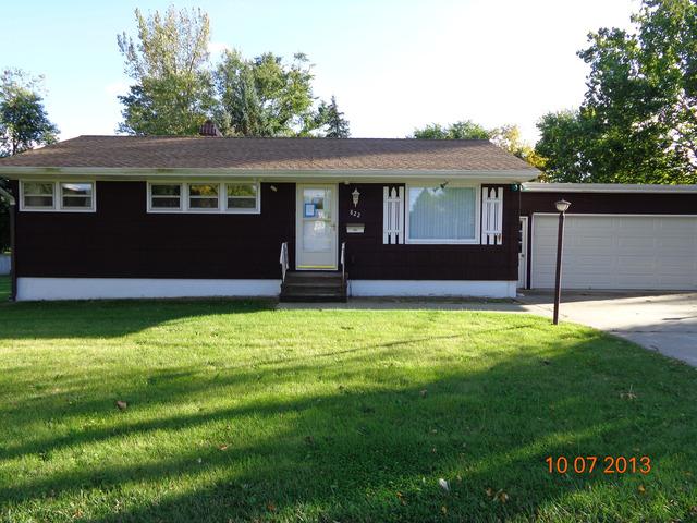 822 W Taylor St., Dekalb, IL 60115