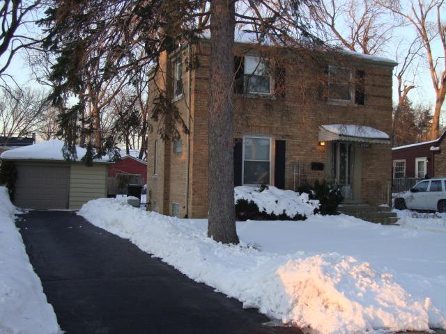 274 Columbia Ave., Des Plaines, IL 60016