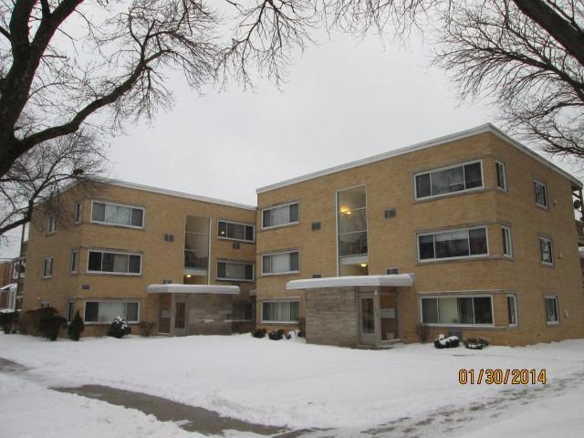 6346 N Ridgeway Ave. #2E, Chicago, IL 60659