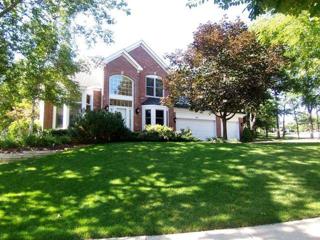285 Winchester Dr., Algonquin, IL 60102
