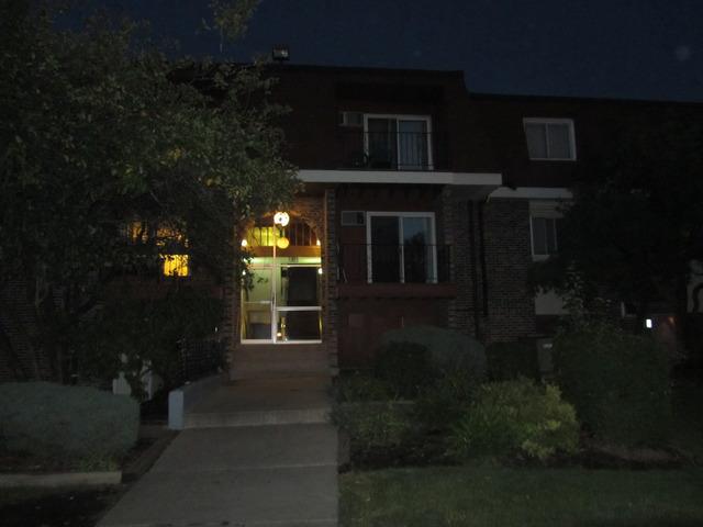 1085 Knoll Ln. #208, Hoffman Estates, IL 60169
