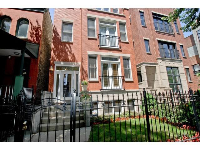 1030 W Newport Ave. #1, Chicago, IL 60657