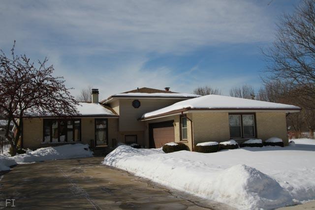 1060 Judy Dr., Elk Grove Village, IL 60007