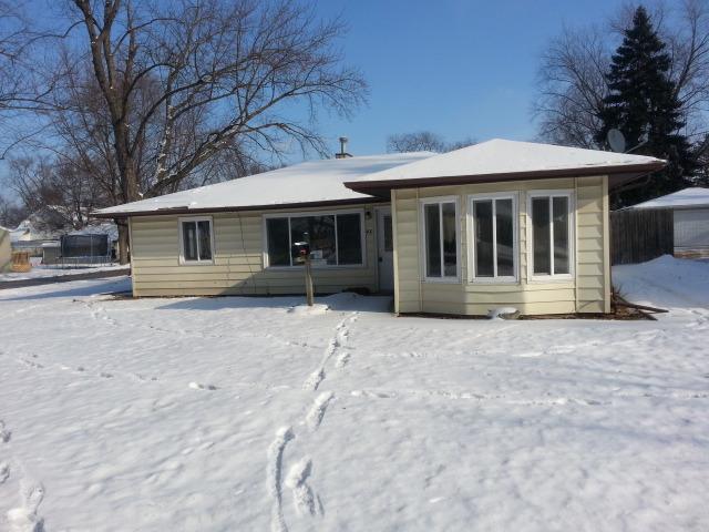 400 Ray May Dr., Joliet, IL 60433