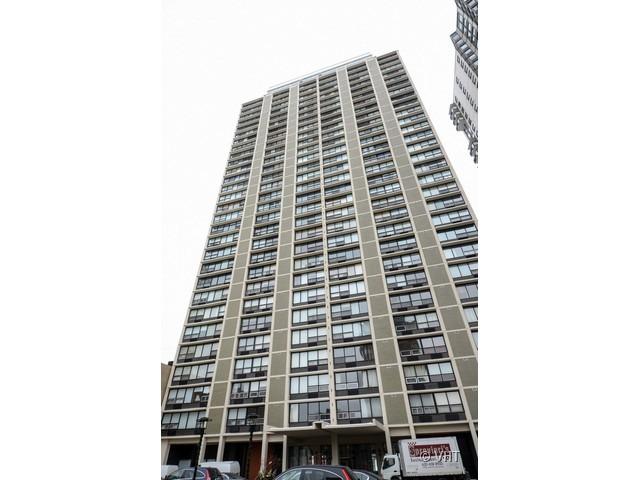 5733 N Sheridan Rd. #3D, Chicago, IL 60660