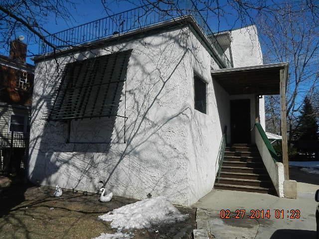 7853 S South Shore Dr., Chicago, IL 60649