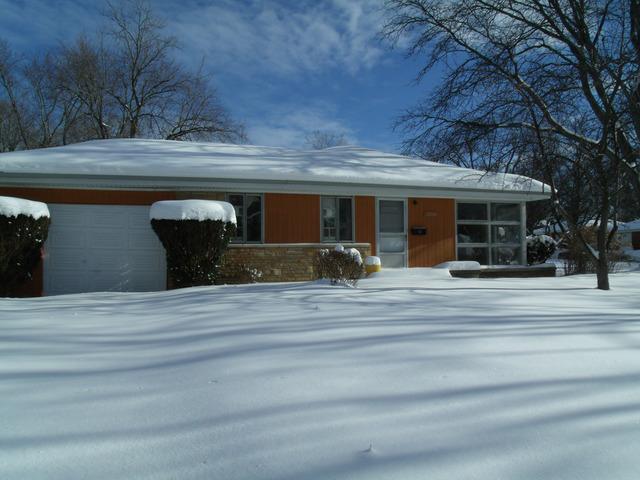 2014 Redwood Ln., Northbrook, IL 60062