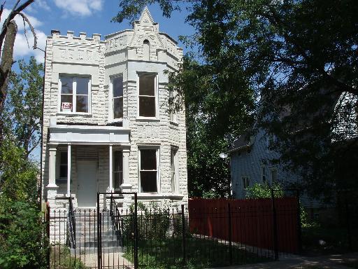 5232 W Ferdinand St., Chicago, IL 60644