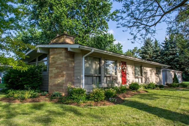 407 Hill Ave., North Aurora, IL 60542