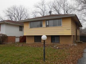 16944 Old Elm Dr., Country Club Hills, IL 60478