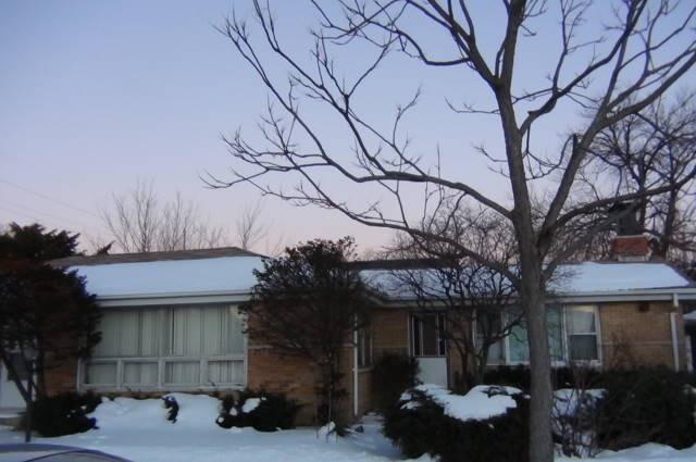 9151 Tripp Ave., Skokie, IL 60076