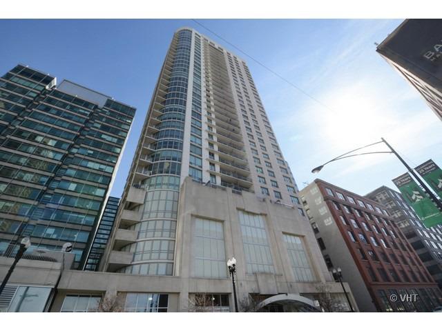 125 S Jefferson St. #909, Chicago, IL 60661