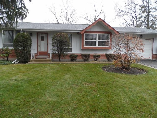 449 King Ln., Des Plaines, IL 60016