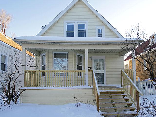 4901 W Eddy St., Chicago, IL 60641
