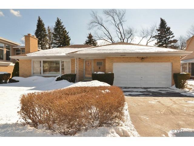2819 Lake Ave., Wilmette, IL 60091