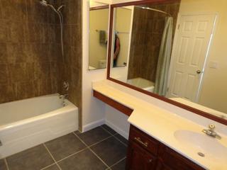 205 Rivershire Ln. #312, Lincolnshire, IL 60069