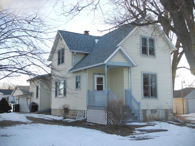 415 E Main St., Granville, IL 61326