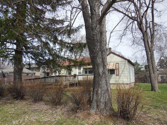 10237 S 86th Ct., Palos Hills, IL 60465