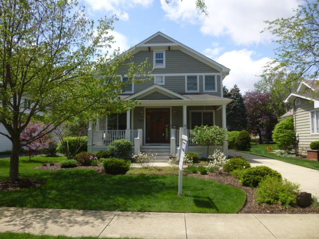 634 Pleasant Ave., Glen Ellyn, IL 60137
