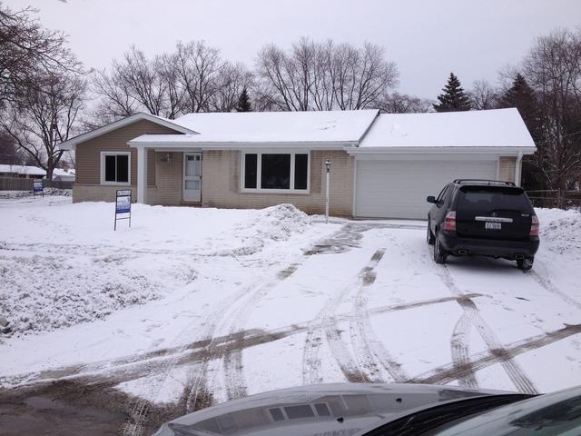 825 Marshall Dr., Des Plaines, IL 60016