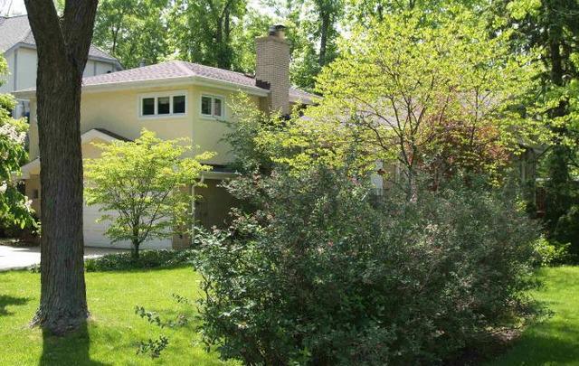 1029 Kings Ln., Glenview, IL 60025