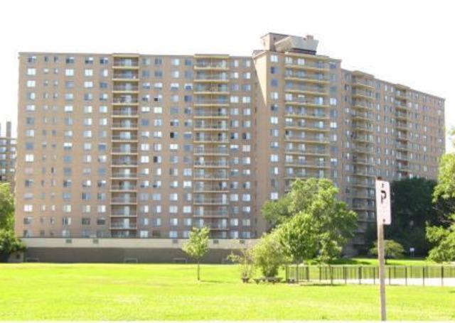 7061 N Kedzie Ave. #1511, Chicago, IL 60645