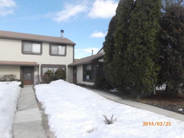 1371 Court Maria, Hanover Park, IL 60133