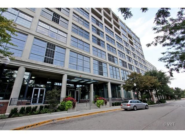 900 N Kingsbury St. #851, Chicago, IL 60610