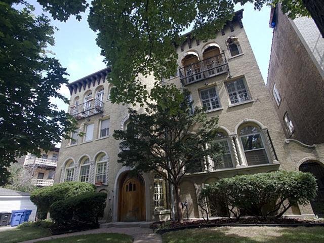 7455 N Hoyne Ave. #2N, Chicago, IL 60645