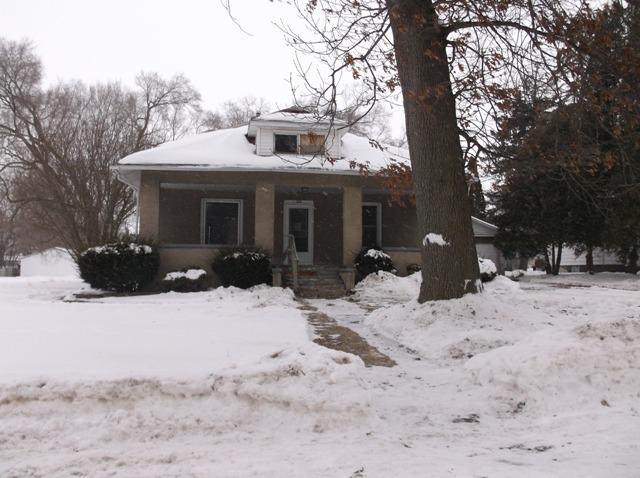 226 E Walnut St., Sheffield, IL 61361