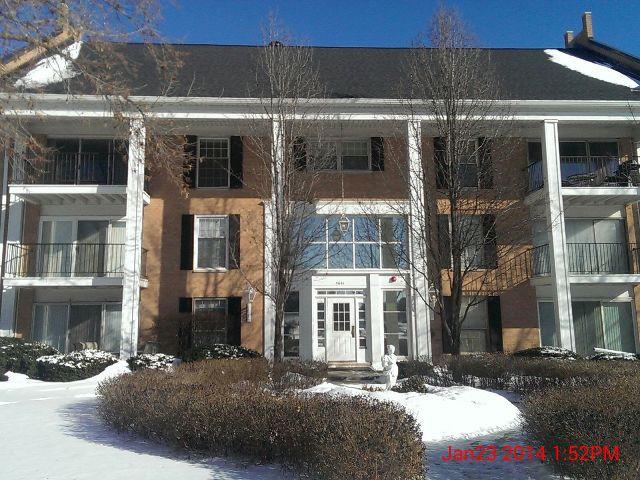 5601 Carriageway Dr. #307, Rolling Meadows, IL 60008