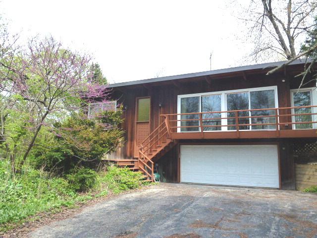 5737 Carpenter St., Downers Grove, IL 60516