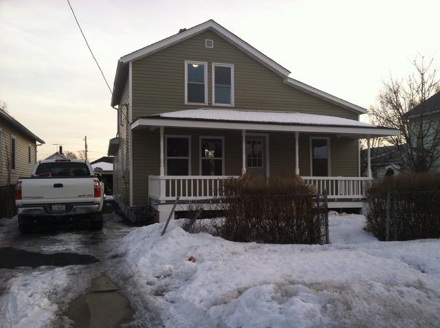 418 Chase Ave., Joliet, IL 60432